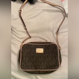 Michael kors purse